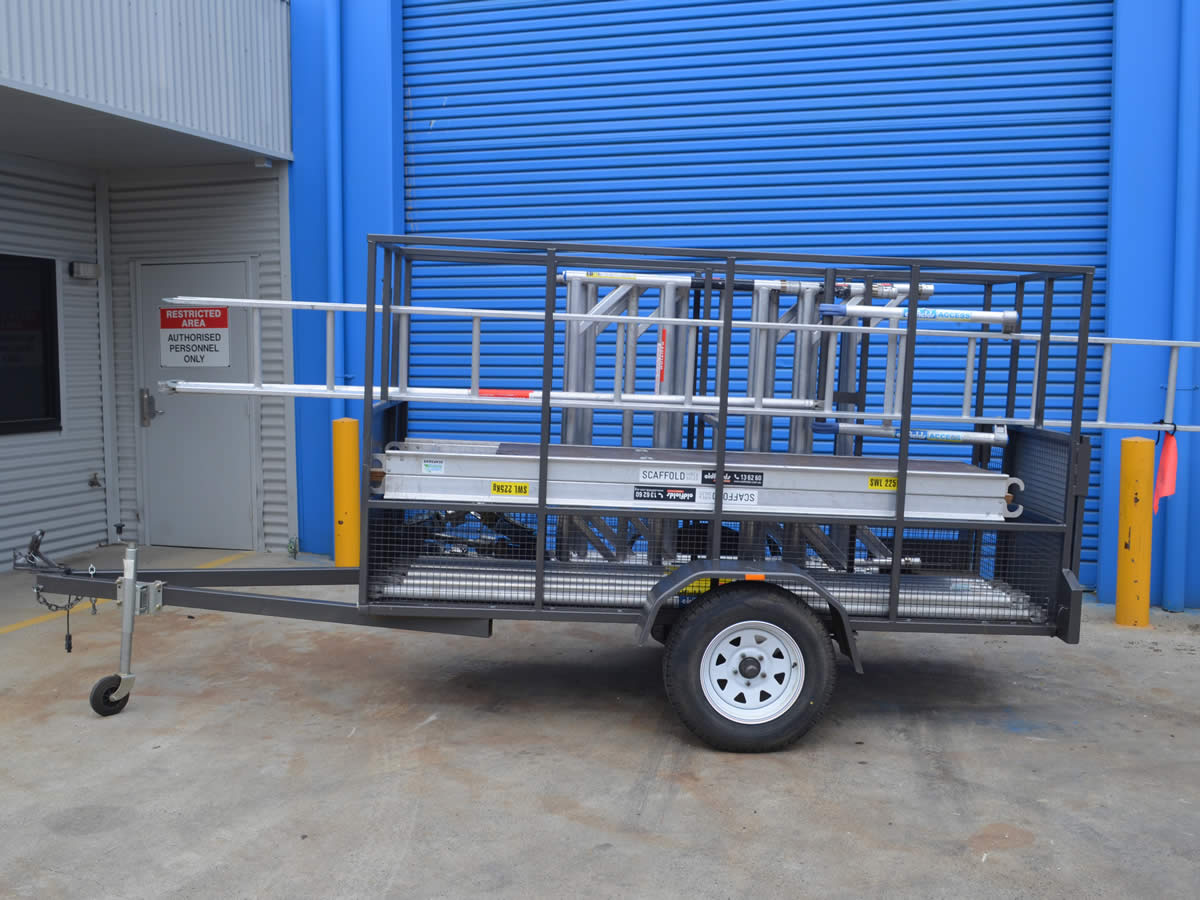 2.4m or 4m Scaffold towers complete on trailer